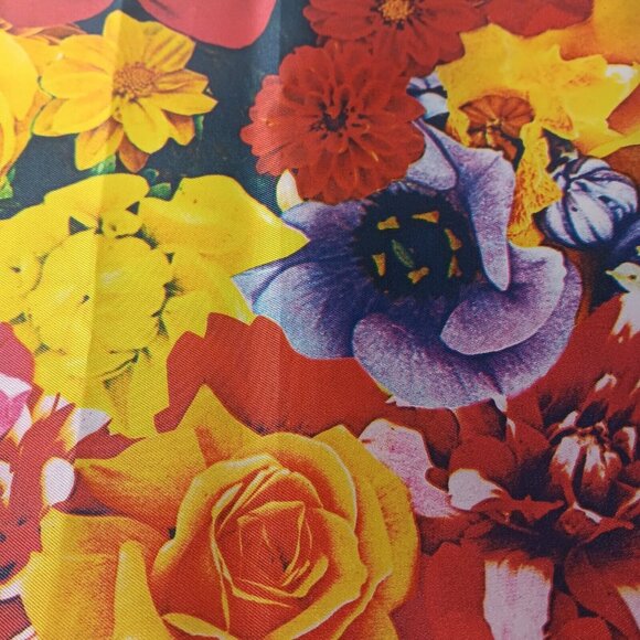 Floral Print Fabric Colorful Bright Red Yellow Purple Woven Non Stretch 3 Yards - Picture 7 of 9